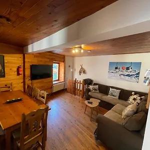 Appartement La Gentiane Bel Avec Grande Terrasse Dans Vieille Ferme De Montagne Rénovée, Les Orres